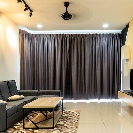 Southwest Designer Suite By D Imperio Homestay Penang Bayan Lepas Exteriör bild