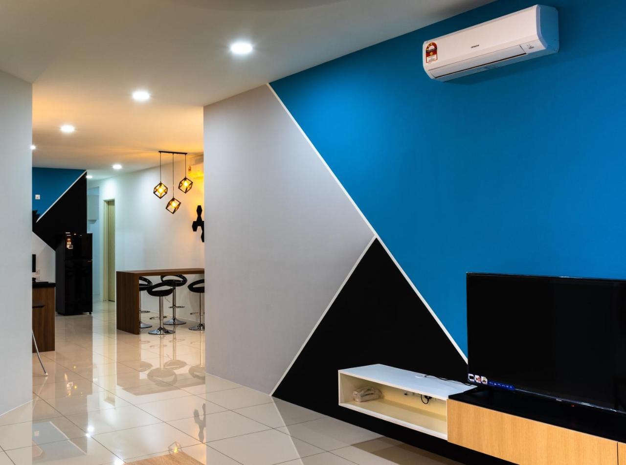 Southwest Designer Suite By D Imperio Homestay Penang Bayan Lepas Exteriör bild