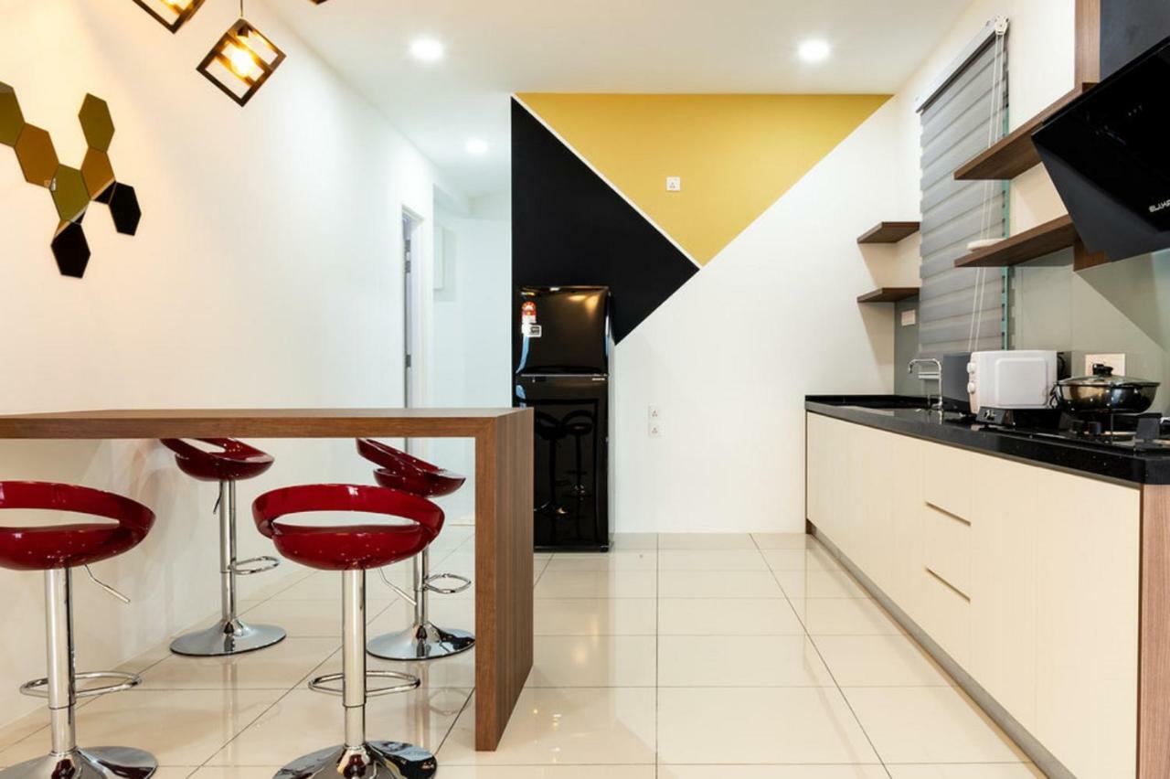 Southwest Designer Suite By D Imperio Homestay Penang Bayan Lepas Exteriör bild
